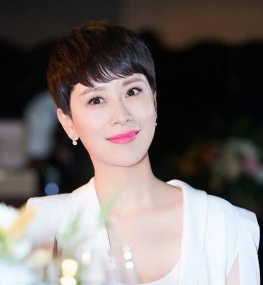 海清为何一直以短发示人？当她的长发照曝光，网友：还是换回去吧