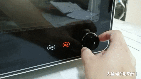 扭扭按按就能完成烘培美食？小米有品TOKIT迷你智能电烤箱评测
