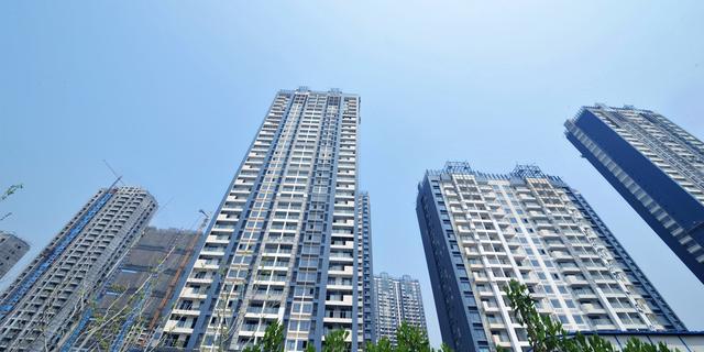 “以贷养贷”，一炒房客亏本40万卖房，炒房客：心慌的不只是房贷