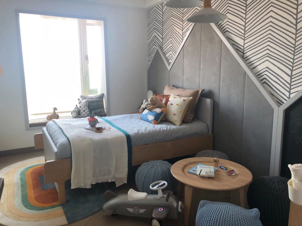 躺在浴缸里看江！一盏灯10多万，揭秘岛尖2000万豪宅