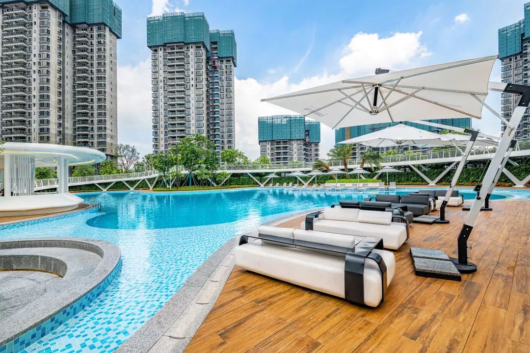 他在这里找到了归属感，从此在深圳风生水起