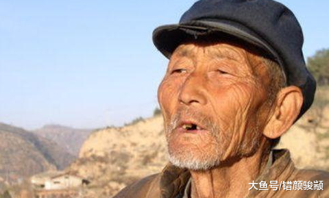 一老农胃痛, 拉了一泡屎, 却意外拉出两个“世界第一”