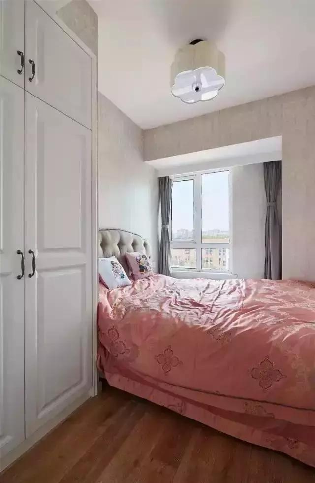 朋友的89㎡美式装修花了25w, 头次见这么好看的电视背景墙, 超值