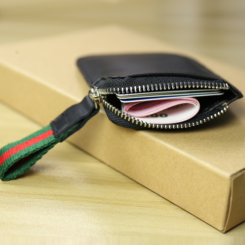 行驶证、驾驶证放车上还是随身携带？听听内行人的建议，恍然大悟