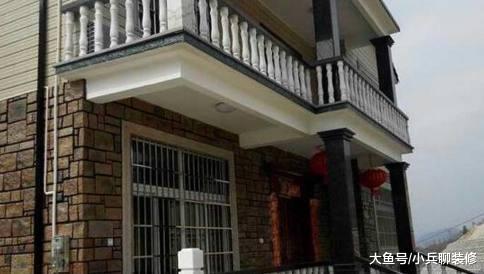 老公在农村花80万自建新房，朋友出300万要买，老公死活不卖！