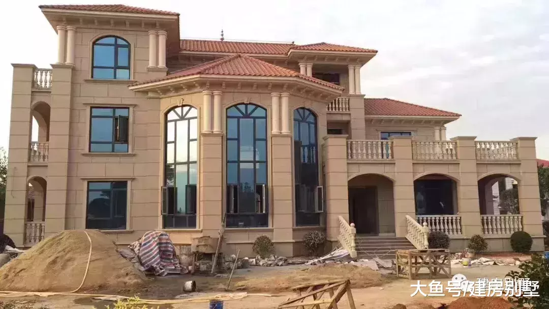 曬11棟建好的農村自建房，有些是真豪華，第一棟就看的挪不開眼
