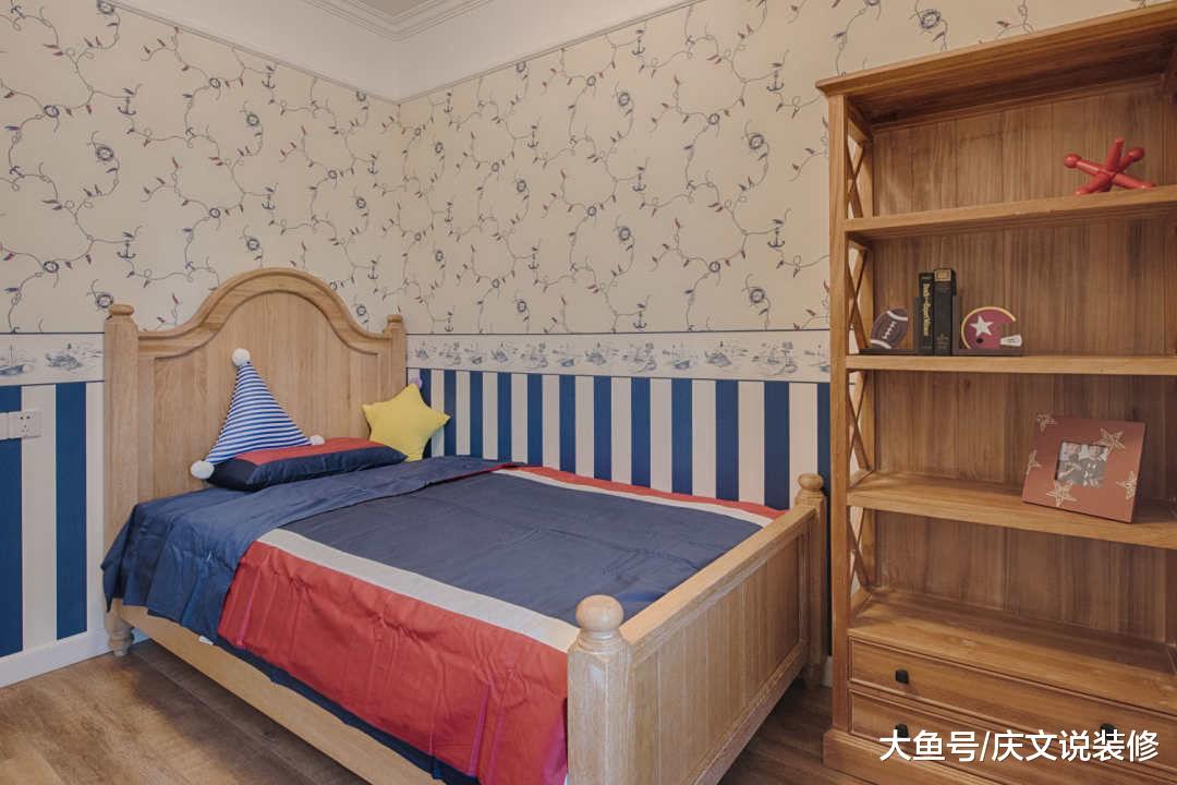 蓝色和卡其色并行，家人才是最珍贵的财富