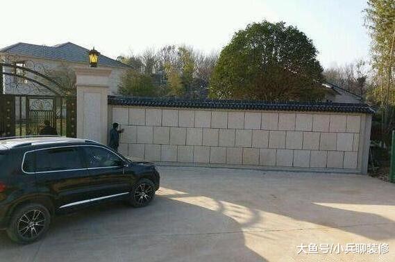 村里土豪2500平庄园别墅，花费650万成地标建筑，一个石头就50万