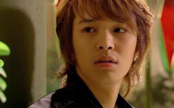 韓媒爆金楨勛被女方起訴，不付房租玩消失還逼迫女友墮胎