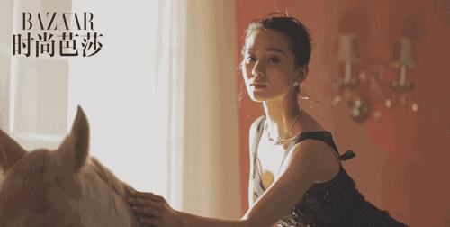 还在羡慕刘诗诗的“天鹅颈”！有了这个神器，3秒矫正体态，7天变挺拔！