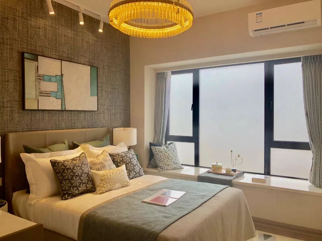 超2000人争睹！东部全新小户型亮相，77平有三房、98平四房