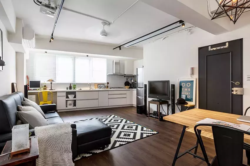 50平的顶层阁楼小户型公寓, 面积虽小但该有的都有