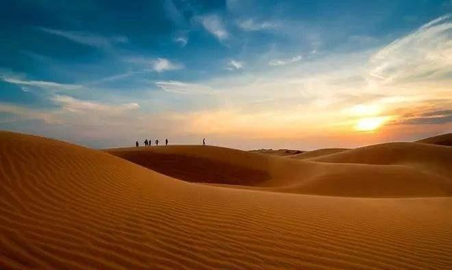 秦始皇临终前曾出现过三件诡异事，秦朝灭亡当真是天意？