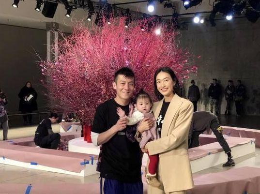 出道成超模，22岁与华谊老总闪婚，后嫁陈冠希，如今被宠成公主