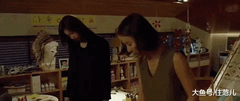 要什么大书房啊，客厅1㎡就能搞定