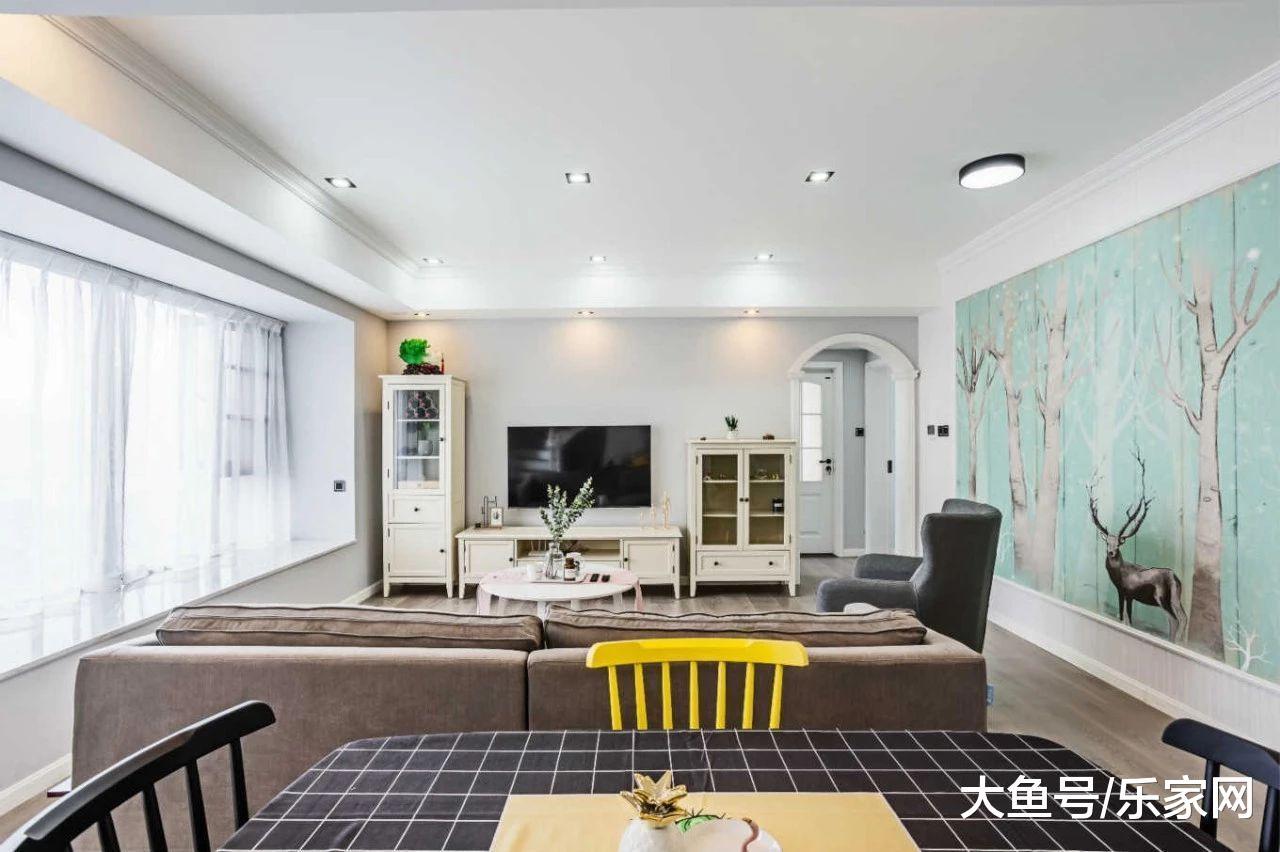 厨房还在使用推拉门？如今有钱人都喜欢这样设计，太好看了！