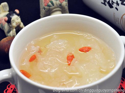 补肝抗衰春日枸杞的1种最佳吃法