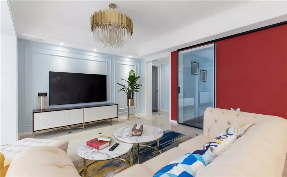 140平轻奢美式三居，红黄蓝碰撞出优雅大气、高品位生活空间！