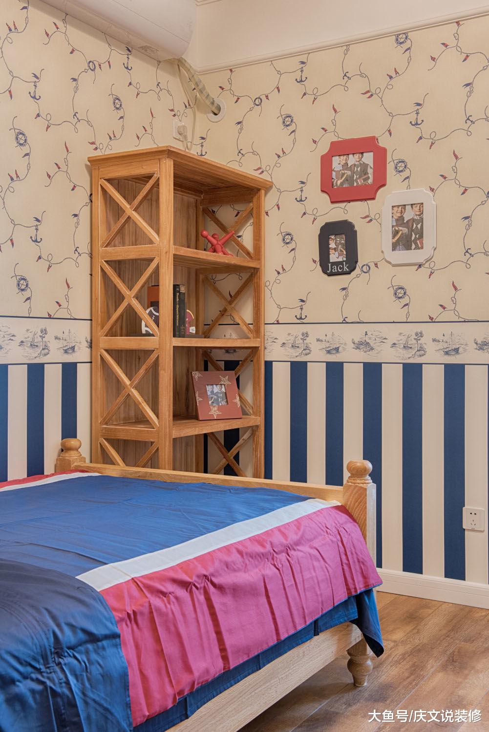 蓝色和卡其色并行，家人才是最珍贵的财富