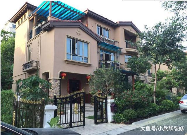 朋友家花120w装修的300平别墅，庭院很漂亮，就是装修一言难尽！