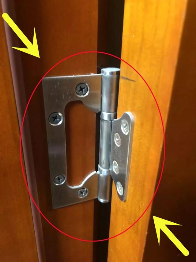 新房买原木门、复合门还是模压门？我家错了，装一半我就让他拆走