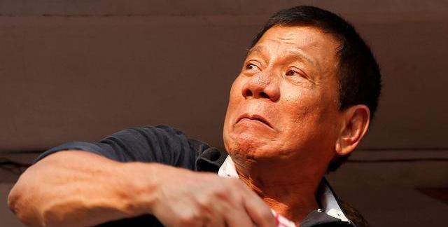 不满美干涉内政，两名美议员遭禁止入境，杜特尔特酝酿最强硬报复