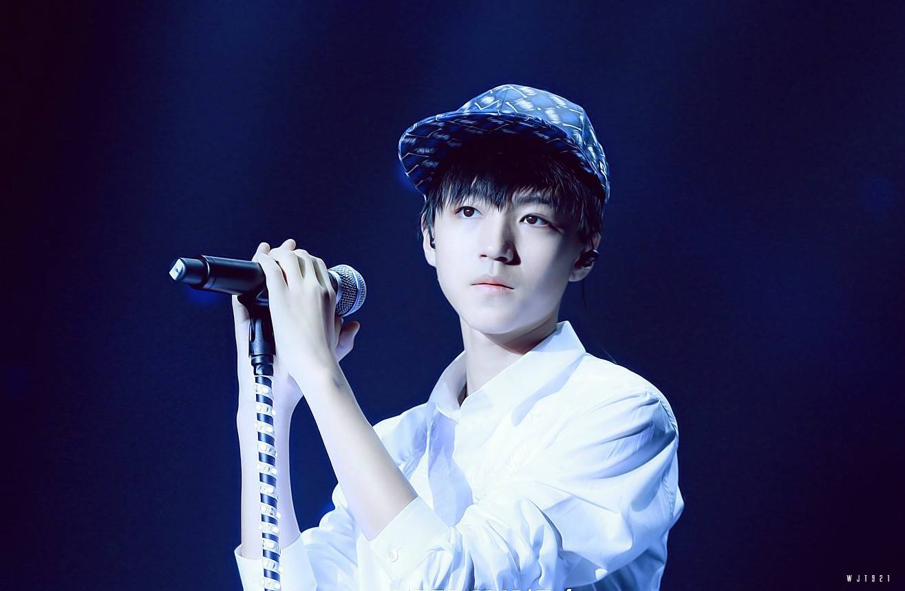 王俊凯年少成名，光环背后却隐藏了许多压力，现向实力演员靠近