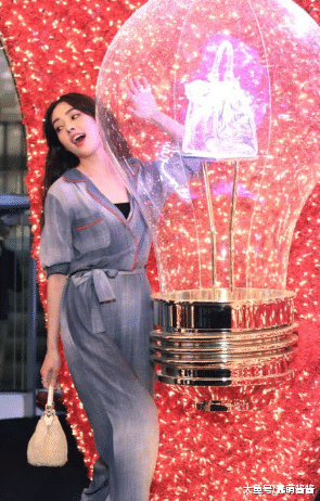 郭碧婷否认怀孕传闻！网友：劈叉证明先！