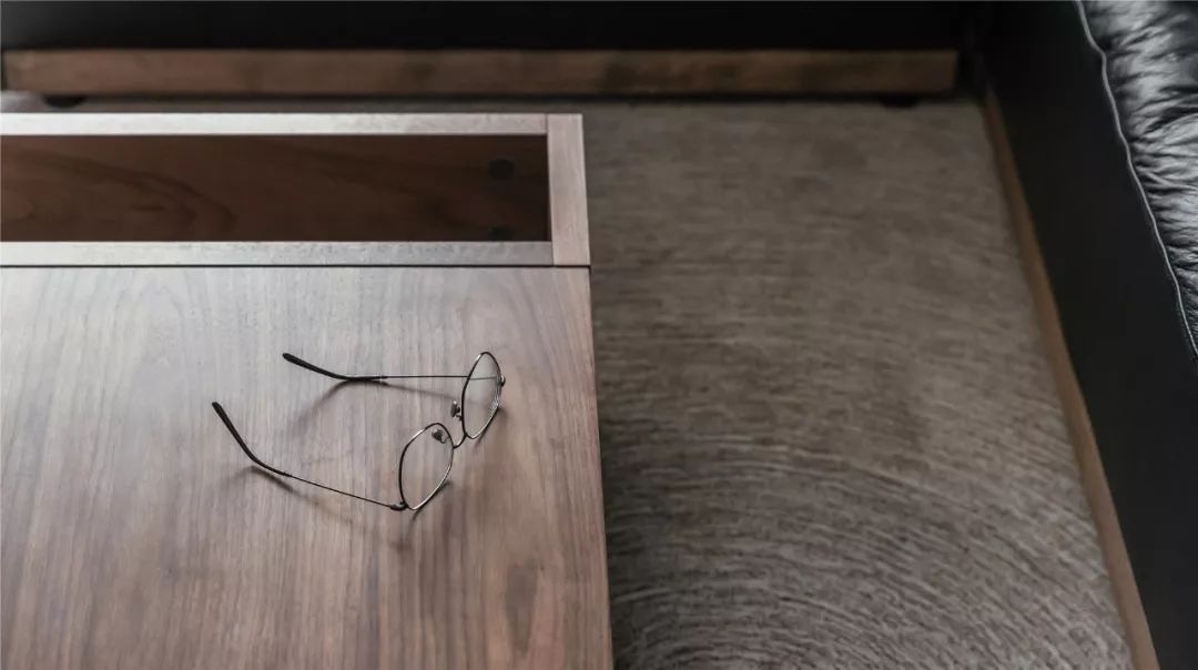 72㎡简约MUJI风，简单舒适的空间，沉稳端庄