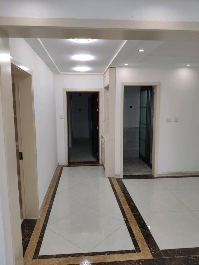 请做装修设计的舅舅装修，花了6W，打扫干净晒晒，这样亏了吗？