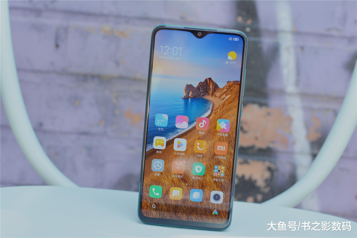 6+128GB跌至6+64GB价格，小米最热门千元机，再次成为性价比标杆