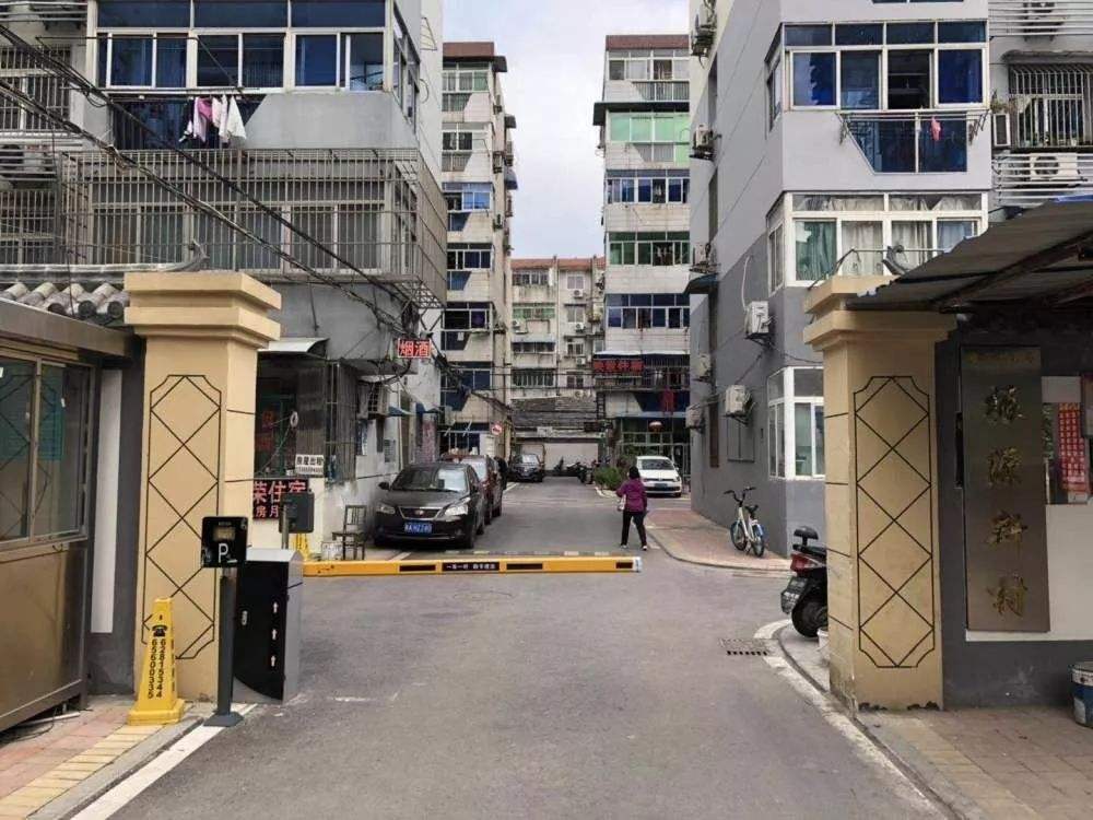 9月起，楼市“换面”，有两个消息，4年首次，专家的话让我清醒