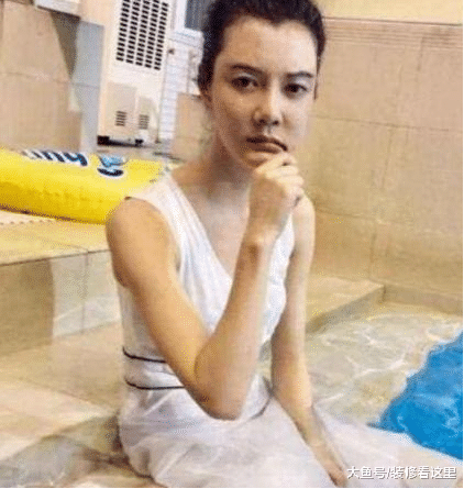 演員車曉現實的豪宅，平時在家還練毛筆字，這浴室也太大了吧