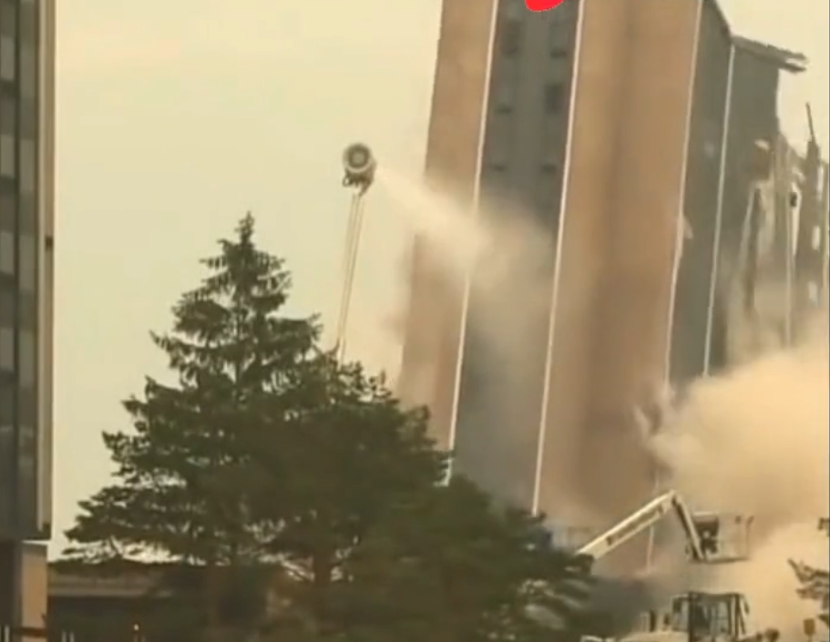 印度又怎么了？48层高楼深夜倒塌，3亿群众高呼：中国应负全责