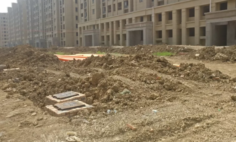 大图直击阜阳这个盘的业主很苦逼！延期交房上千户，交付小区问题多