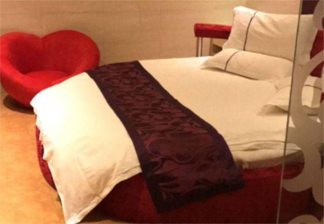 酒店办入住时，说这3个“暗语”，前台就能知道你是“内行人”