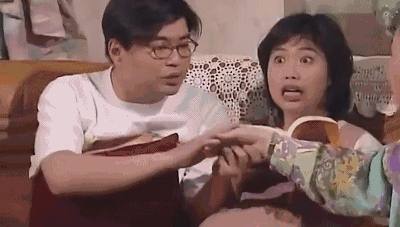 “孕妇”过安检，肚子乱动把安检员吓得报警！结果她“流产”了…