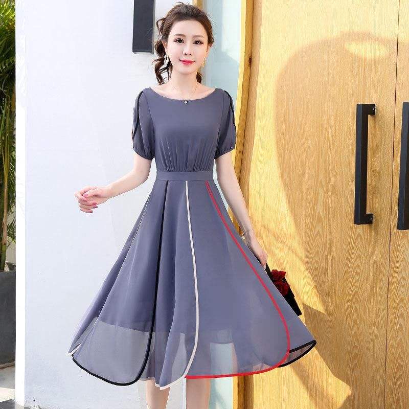 换上欧美风连衣裙都是聪明的女人，显瘦优雅，美得倾国倾城