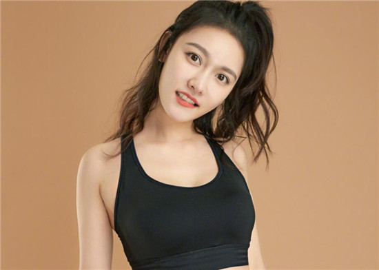 孙骁骁否认无果，各种矛头指向她的微博，网友称心疼杨璐