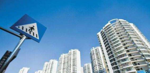 炒房人7套房产市值已跌去500万，买房人，房价会跌，我再等等