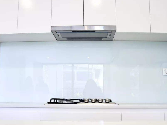 侧吸和顶吸油烟机哪种更好用？我家两种都用过，来告诉你答案