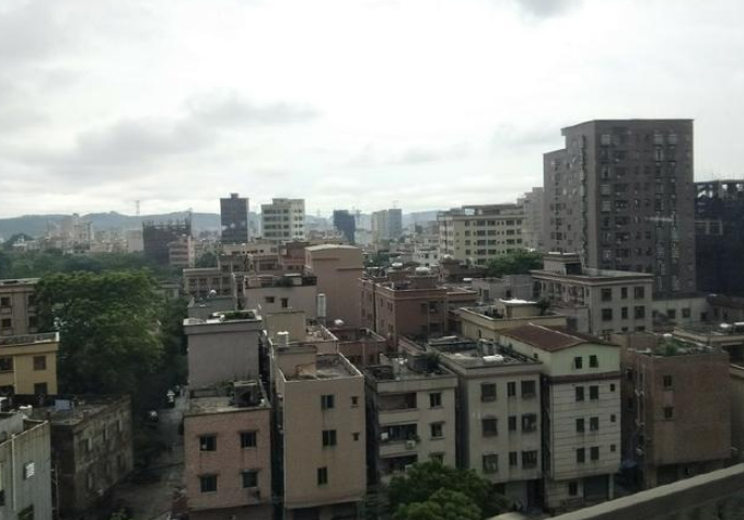 深圳房东：我有7栋房子，每月收租就60万，这样的人生毫无意义