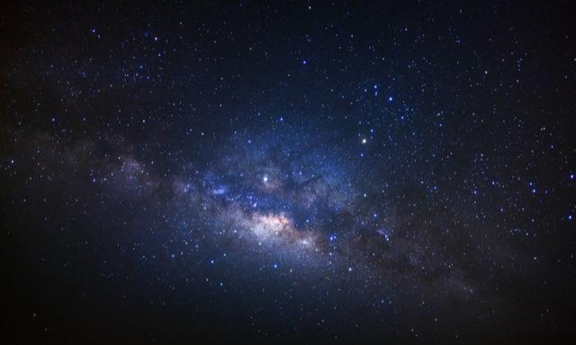 :宇宙中最大的星球有多大?大到你无法想象