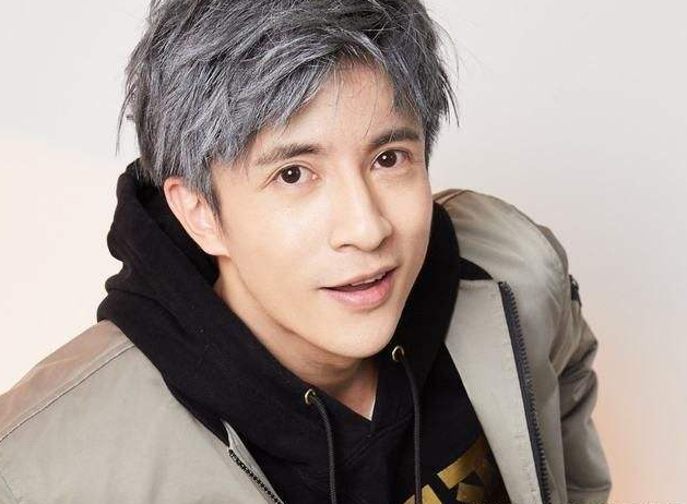 周杰伦所有单曲变收费模式，网友却吐槽这不叫支持正版，叫耍流氓