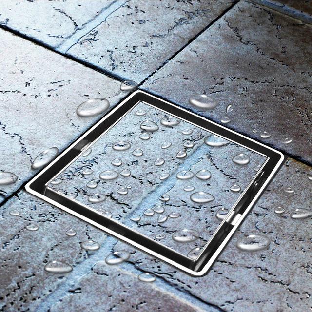 淋浴房别装老式地漏了，现在流行隐形地漏，排水快更上档次！