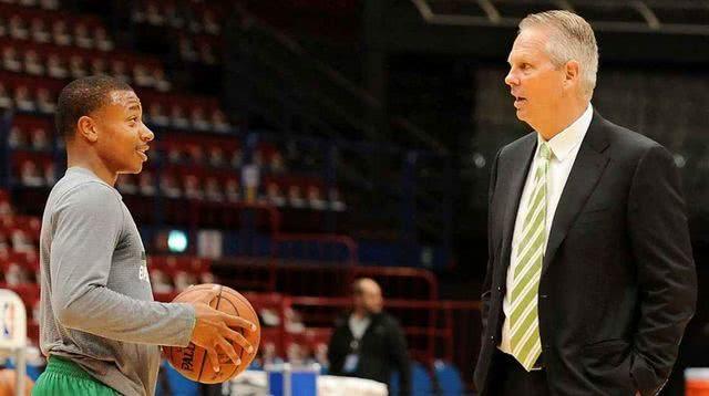 防火防盗防莫雷！休城GM换遍27队，2队10年不和他做买卖