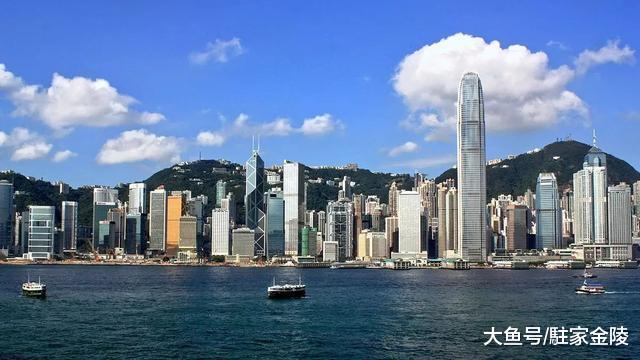 当年房价下降被港人抗拒，如今的香港，4㎡住房居然也开始普遍化