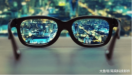 再过几年，房子车子金钱都是粪土，信用才是最值钱的