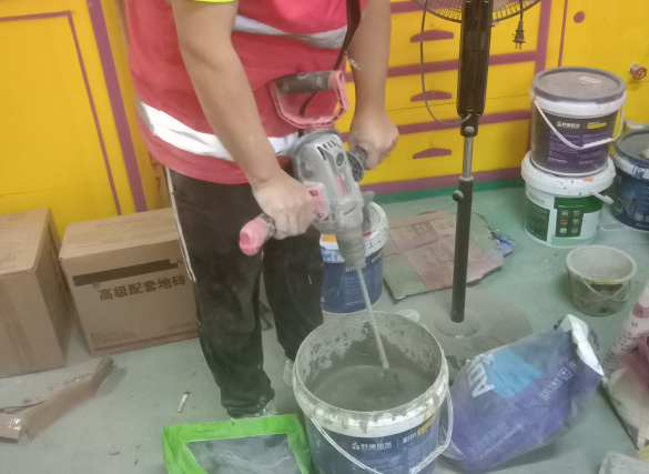 瓷砖胶能否代替传统水泥砂浆，使用时有什么区别