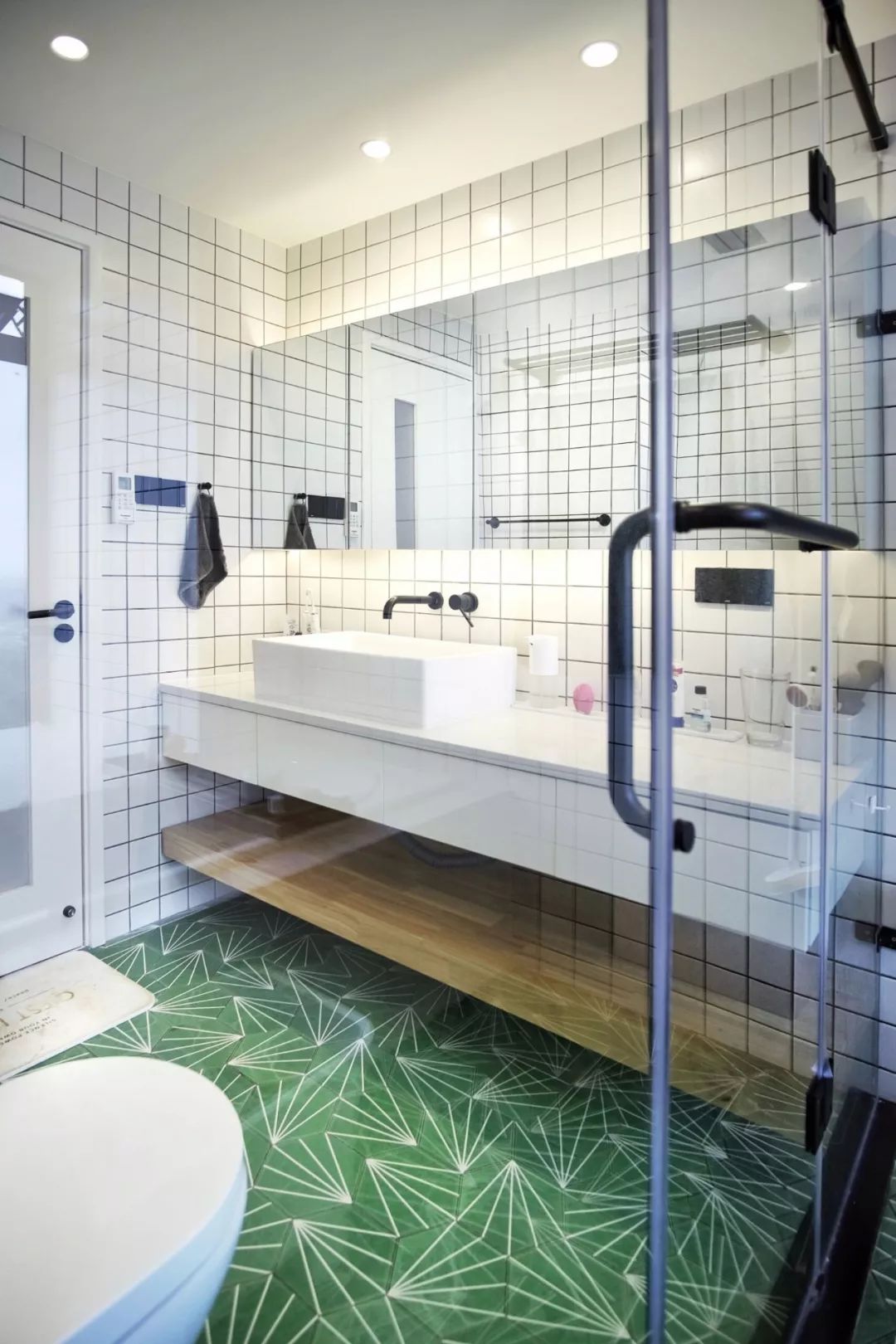 卫生间吊顶，除了铝扣板，还能怎么办？